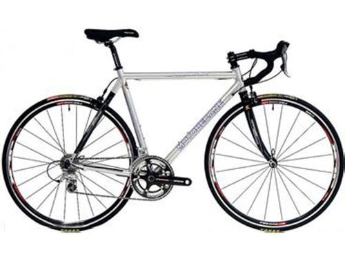 美利達挑戰(zhàn)者300  圖2